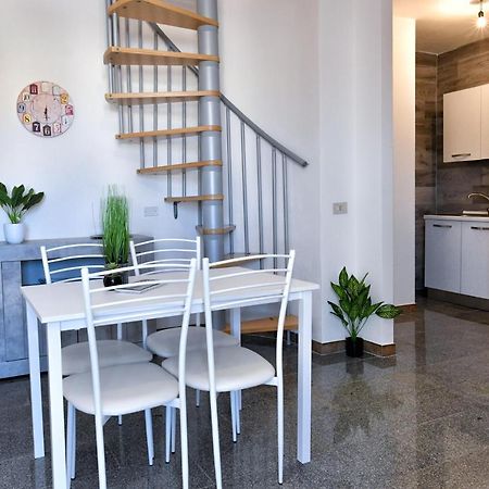 Residence Chiaro Di Luna Сан Теодоро Екстериор снимка