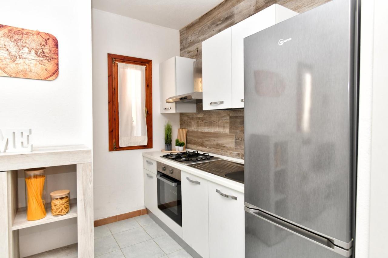 Residence Chiaro Di Luna Сан Теодоро Екстериор снимка