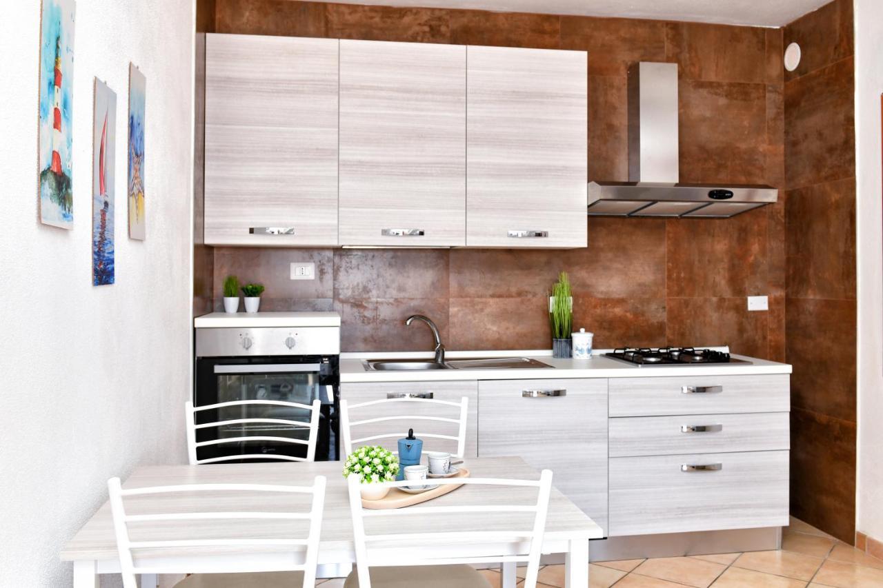 Residence Chiaro Di Luna Сан Теодоро Екстериор снимка