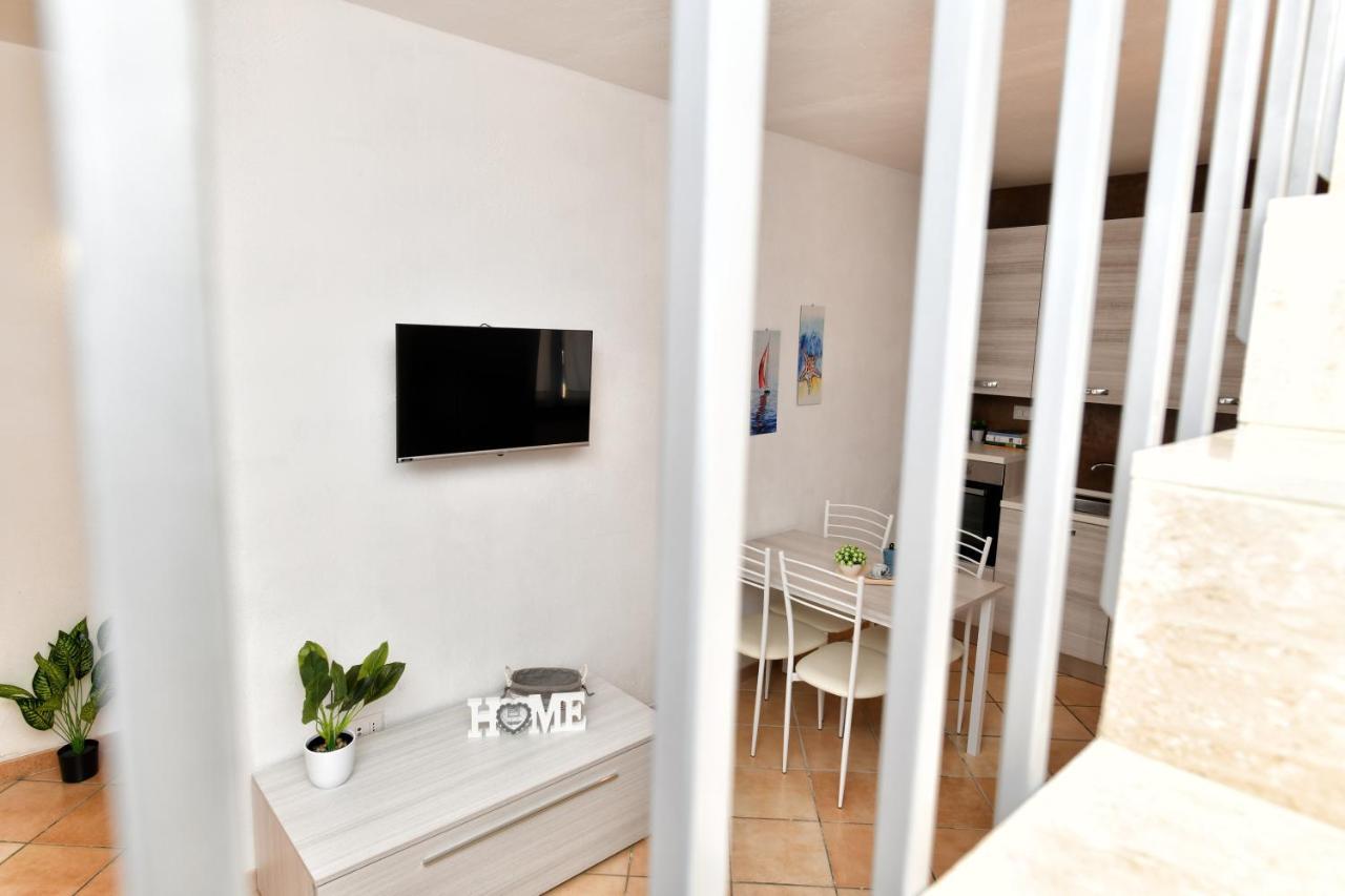 Residence Chiaro Di Luna Сан Теодоро Екстериор снимка