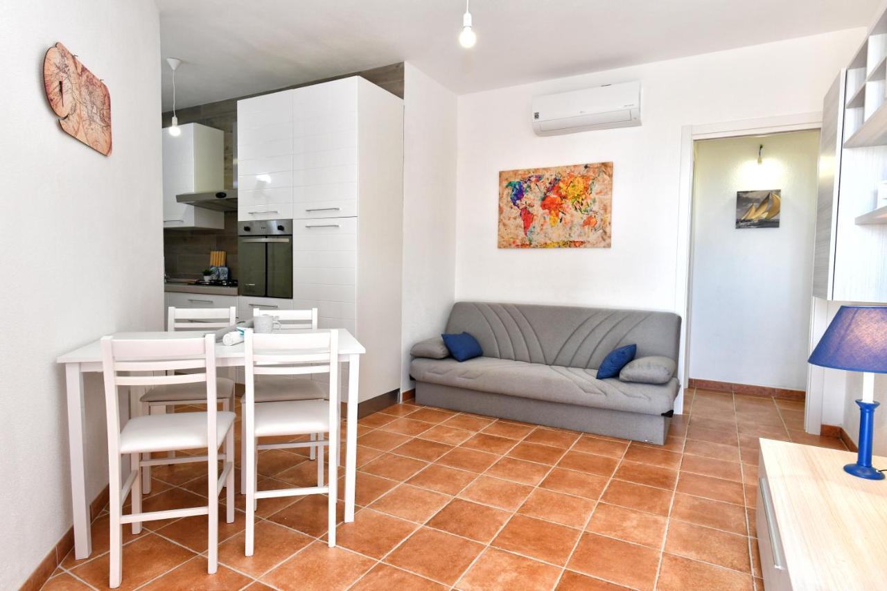 Residence Chiaro Di Luna Сан Теодоро Екстериор снимка