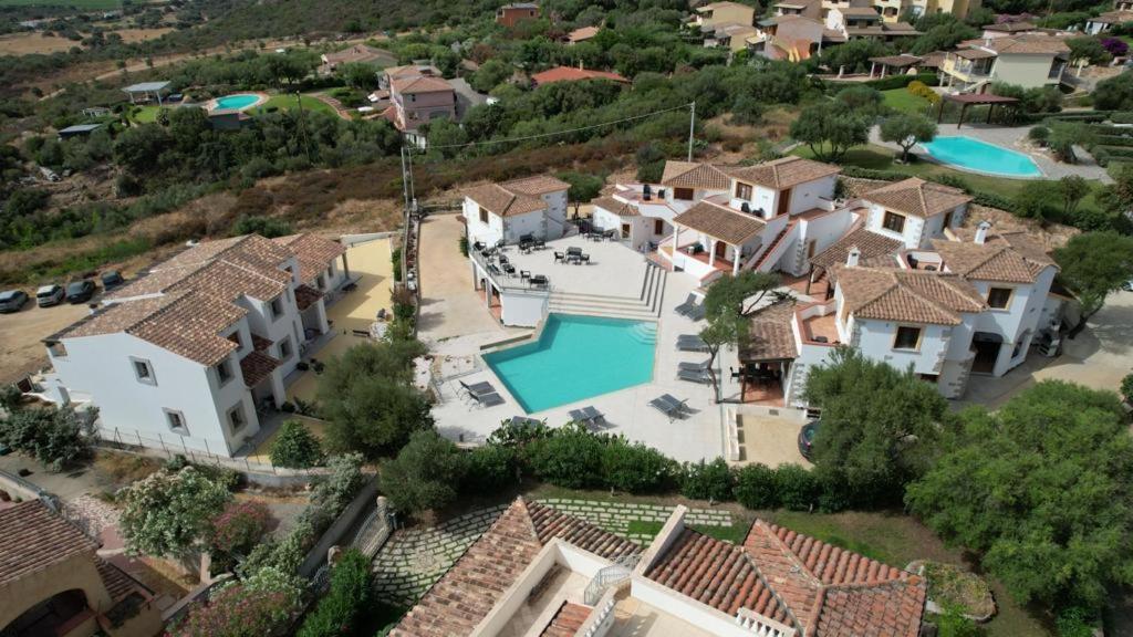 Residence Chiaro Di Luna Сан Теодоро Екстериор снимка